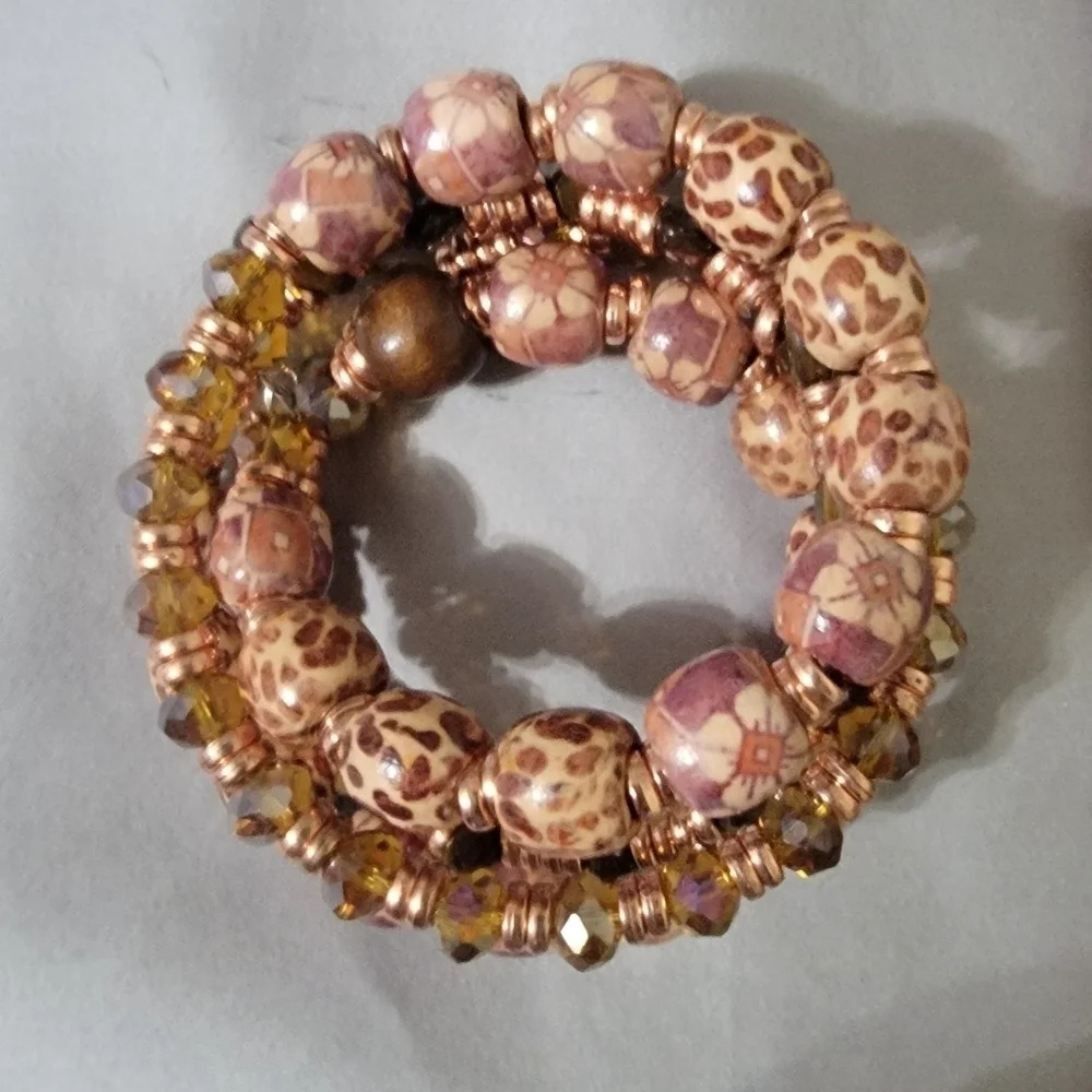 Hand-made necklace & 4 tier bracelet set